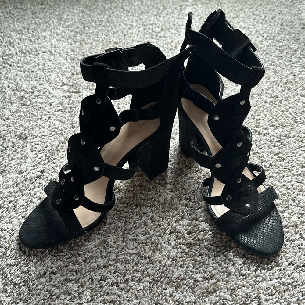 Nine West suede black sandals